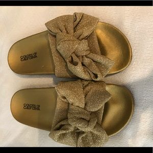 Colors of California gold pool slide